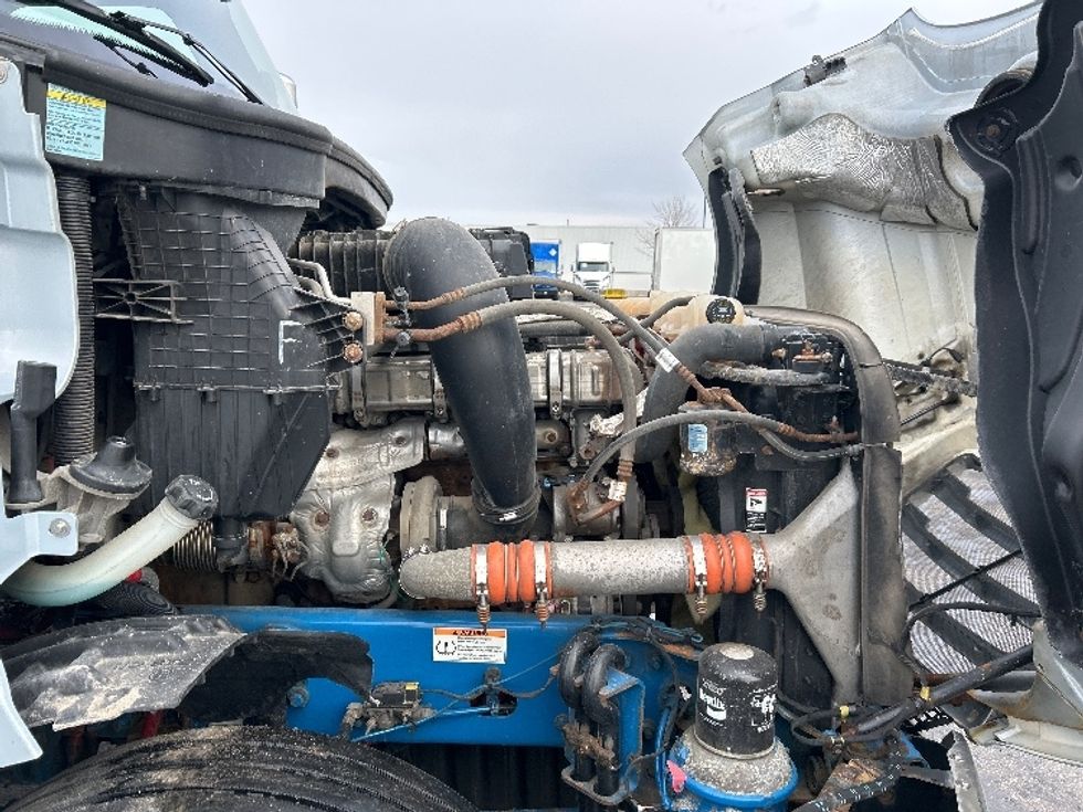 Sleeper Tractor-Heavy Duty Tractors-Freightliner-2020-T12664ST-Cambridge-ON-691,339\n\t\tkm-$ 73,750 - Image 20