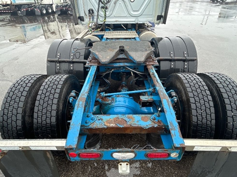 Sleeper Tractor-Heavy Duty Tractors-Freightliner-2020-T12664ST-Cambridge-ON-733,705\n\t\tkm-$ 70,250 - Image 6