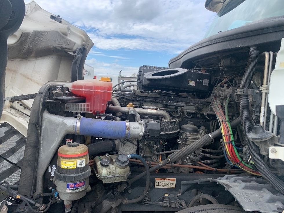 Sleeper Tractor-Heavy Duty Tractors-Freightliner-2020-T12664ST-Charlotte-NC-440,190\n\t\tmiles-$ 68,250 - Image 21