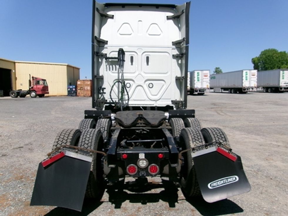 Sleeper Tractor-Heavy Duty Tractors-Freightliner-2020-T12664ST-Charlotte-NC-521,750\n\t\tmiles-$ 59,250 - Image 6