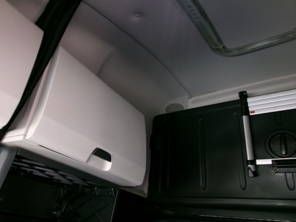 Sleeper Tractor-Heavy Duty Tractors-Freightliner-2020-T12664ST-Charlotte-NC-521,750\n\t\tmiles-$ 59,250 - Image 8