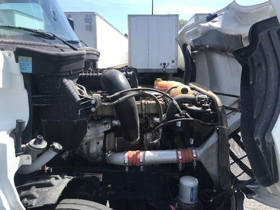 Sleeper Tractor-Heavy Duty Tractors-Freightliner-2020-T12664ST-Charlotte-NC-533,330\n\t\tmiles-$ 50,250 - Image 18