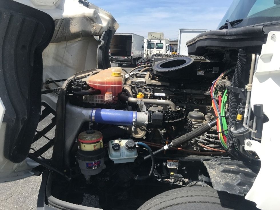 Sleeper Tractor-Heavy Duty Tractors-Freightliner-2020-T12664ST-Charlotte-NC-533,330\n\t\tmiles-$ 50,250 - Image 19