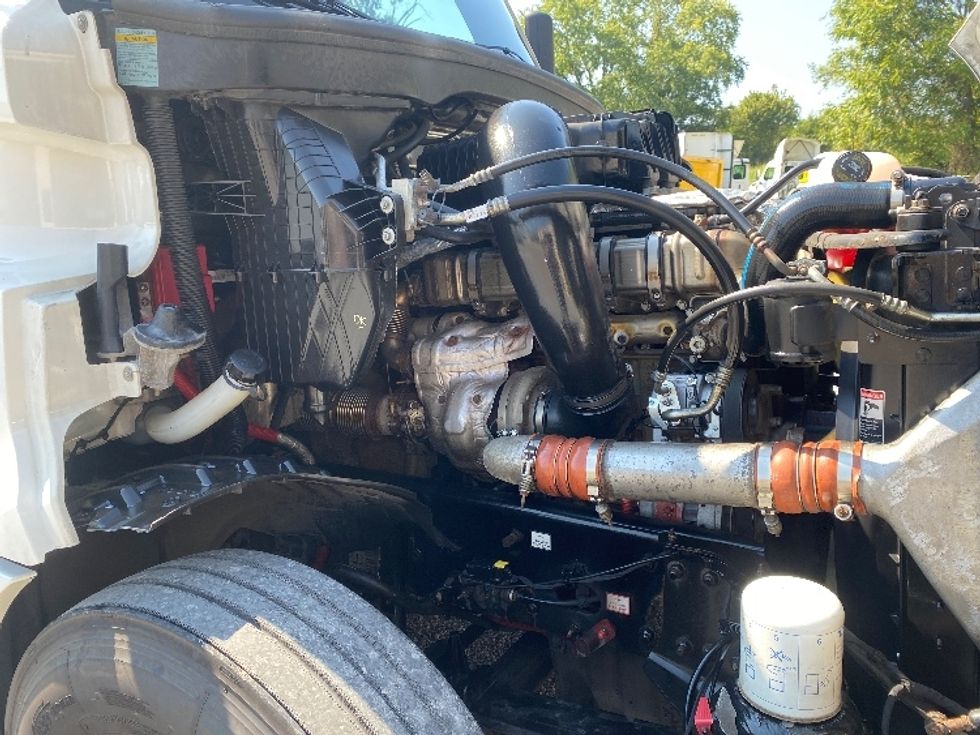 Sleeper Tractor-Heavy Duty Tractors-Freightliner-2020-T12664ST-Cleveland-TN-598,495\n\t\tmiles-$ 63,000 - Image 20