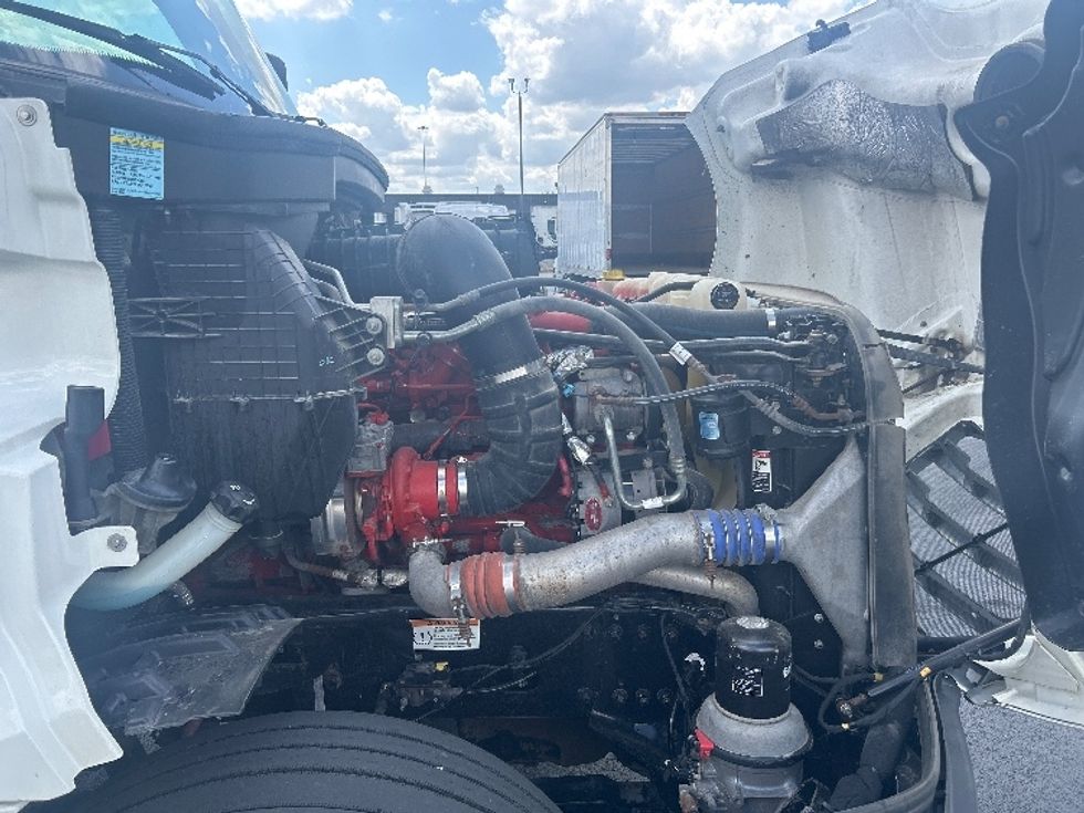 Sleeper Tractor-Heavy Duty Tractors-Freightliner-2020-T12664ST-Columbus-OH-434,428\n\t\tmiles-$ 61,250 - Image 19