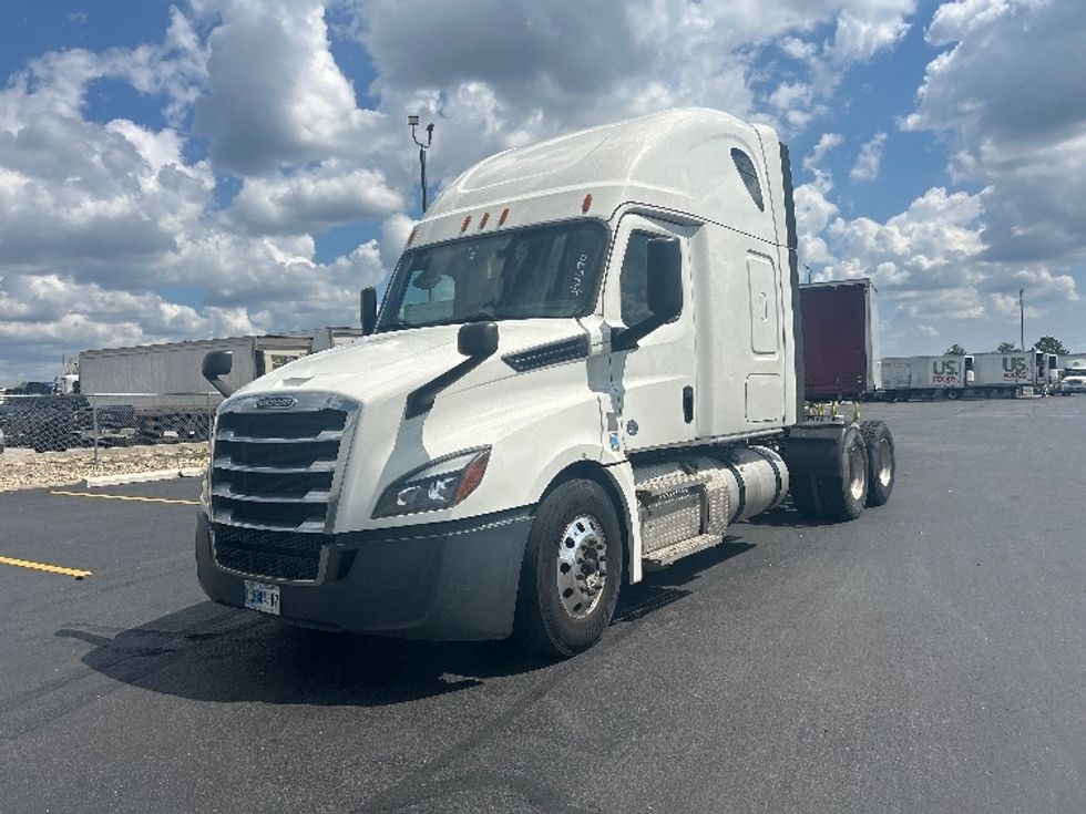Sleeper Tractor-Heavy Duty Tractors-Freightliner-2020-T12664ST-Columbus-OH-434,428\n\t\tmiles-$ 61,250 - Image 3