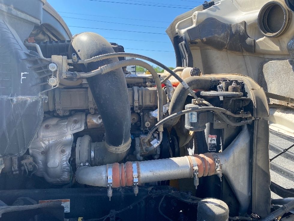 Sleeper Tractor-Heavy Duty Tractors-Freightliner-2020-T12664ST-Concord-NC-478,580\n\t\tmiles-$ 54,500 - Image 20