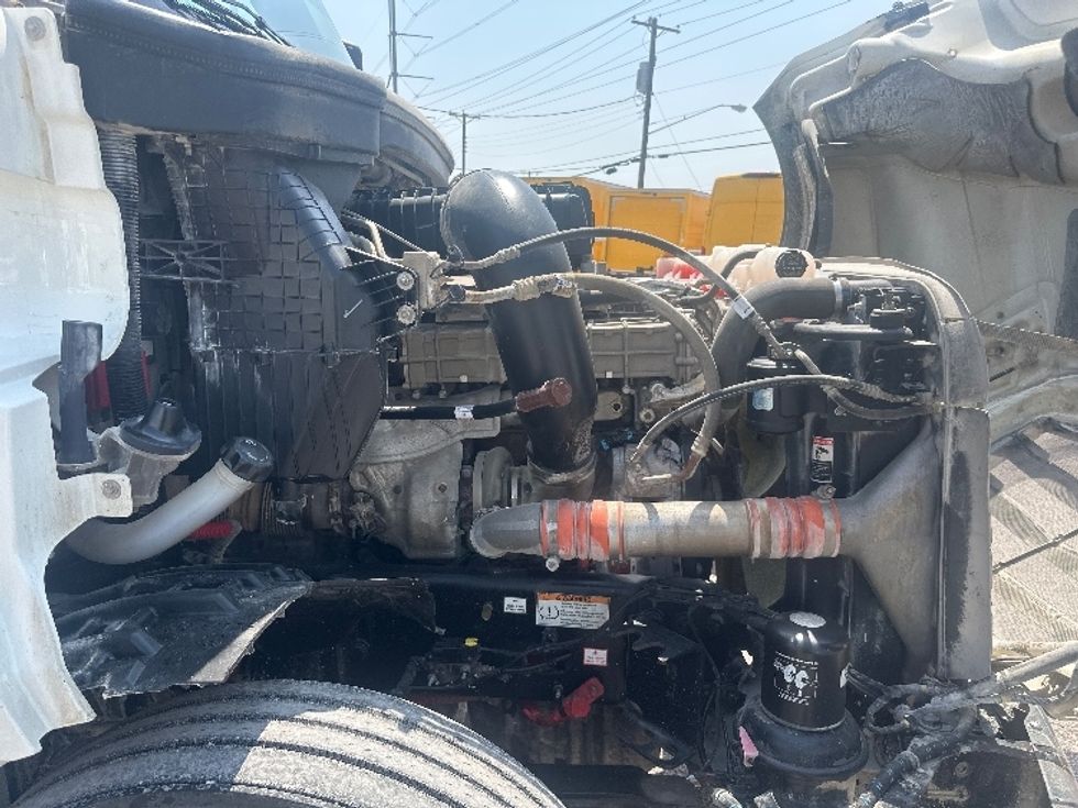 Sleeper Tractor-Heavy Duty Tractors-Freightliner-2020-T12664ST-Dallas-TX-508,333\n\t\tmiles-$ 66,500 - Image 19