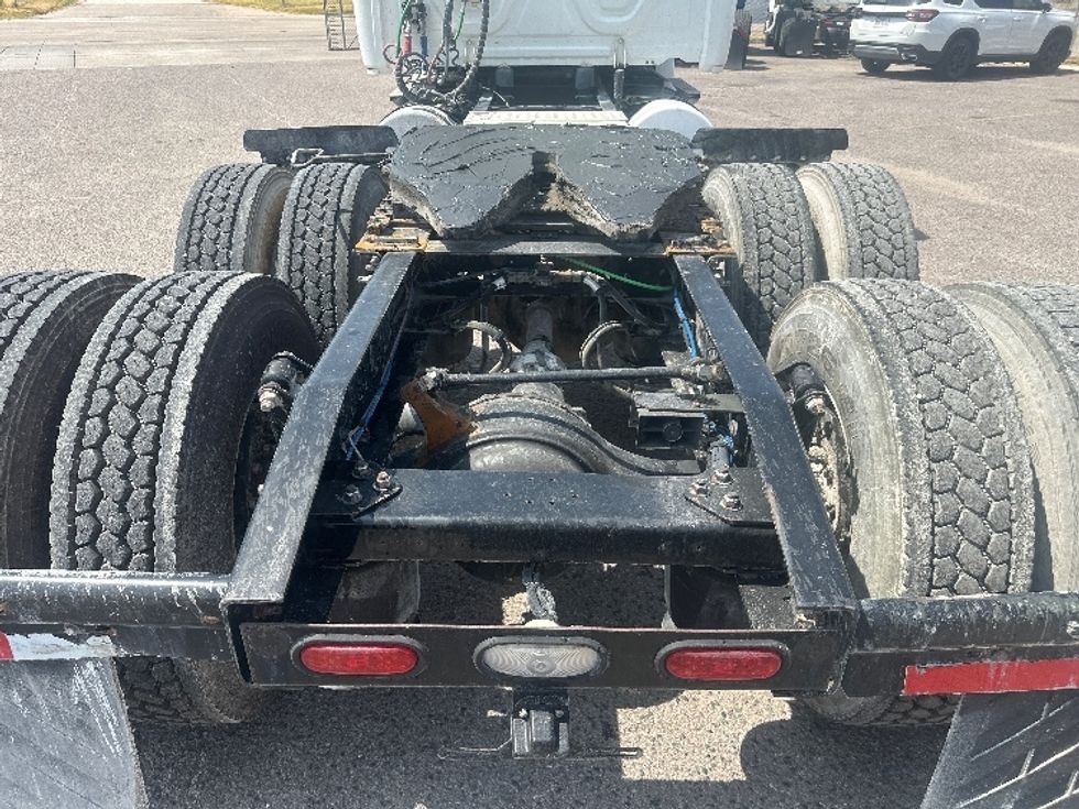 Sleeper Tractor-Heavy Duty Tractors-Freightliner-2020-T12664ST-Dallas-TX-508,333\n\t\tmiles-$ 66,500 - Image 6