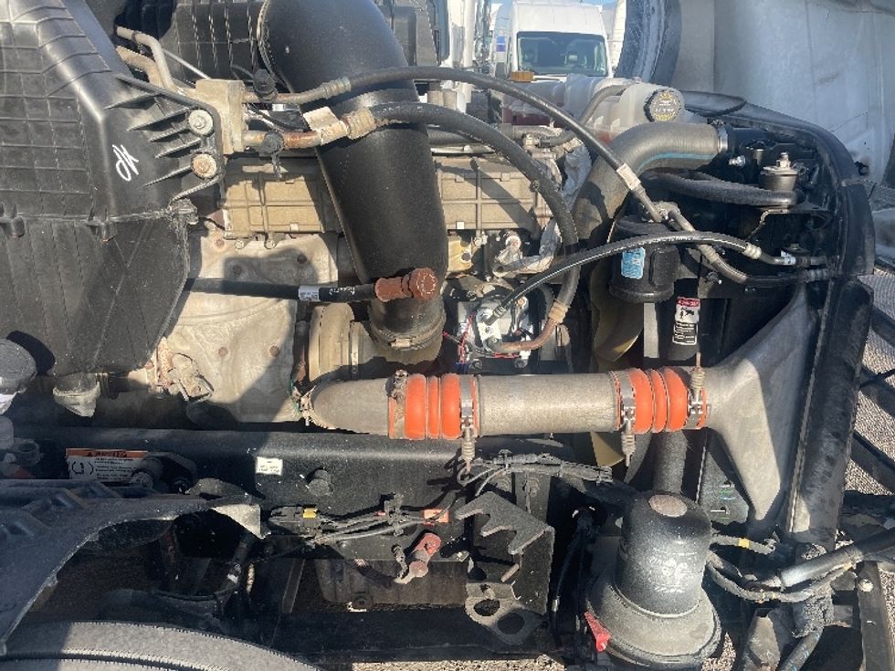 Sleeper Tractor-Heavy Duty Tractors-Freightliner-2020-T12664ST-Dallas-TX-516,697\n\t\tmiles-$ 66,000 - Image 20