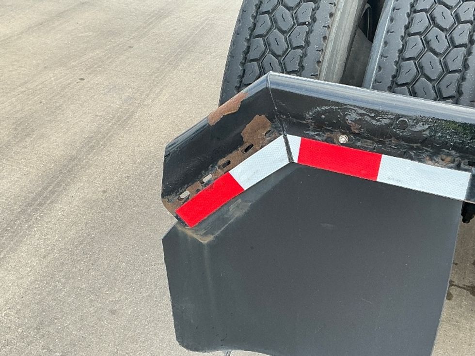 Sleeper Tractor-Heavy Duty Tractors-Freightliner-2020-T12664ST-Dallas-TX-609,100\n\t\tmiles-$ 54,750 - Image 26