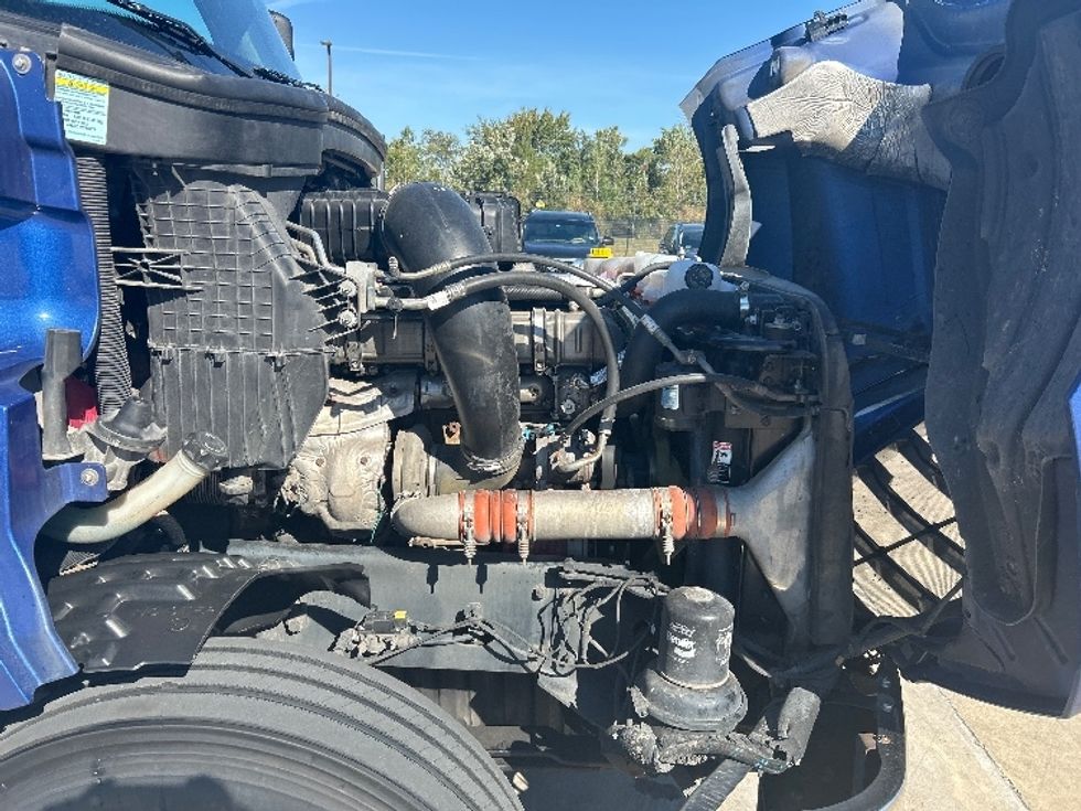 Sleeper Tractor-Heavy Duty Tractors-Freightliner-2020-T12664ST-Dallas-TX-819,520\n\t\tmiles-$ 38,500 - Image 20