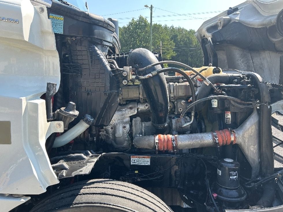 Sleeper Tractor-Heavy Duty Tractors-Freightliner-2020-T12664ST-Dalton-GA-556,983\n\t\tmiles-$ 58,500 - Image 20