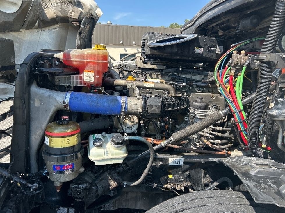 Sleeper Tractor-Heavy Duty Tractors-Freightliner-2020-T12664ST-Dalton-GA-556,983\n\t\tmiles-$ 58,500 - Image 21