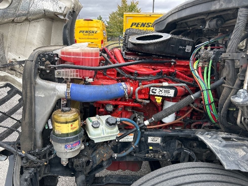 Sleeper Tractor-Heavy Duty Tractors-Freightliner-2020-T12664ST-Davenport-IA-790,000\n\t\tmiles-$ 41,500 - Image 21