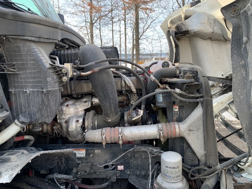 Sleeper Tractor-Heavy Duty Tractors-Freightliner-2020-T12664ST-Delaware-OH-564,009\n\t\tmiles-$ 53,500 - Image 20