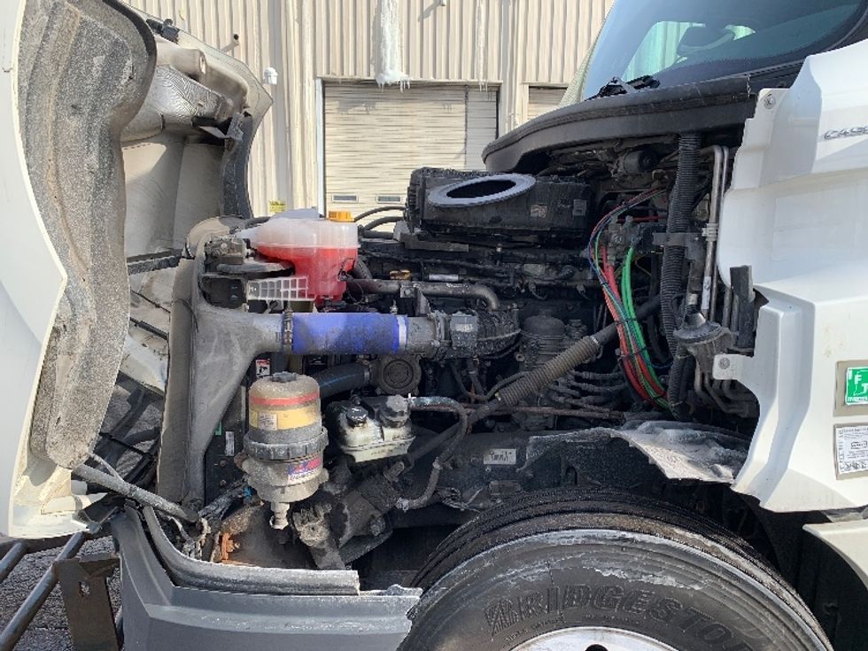 Sleeper Tractor-Heavy Duty Tractors-Freightliner-2020-T12664ST-Delaware-OH-564,009\n\t\tmiles-$ 53,500 - Image 21