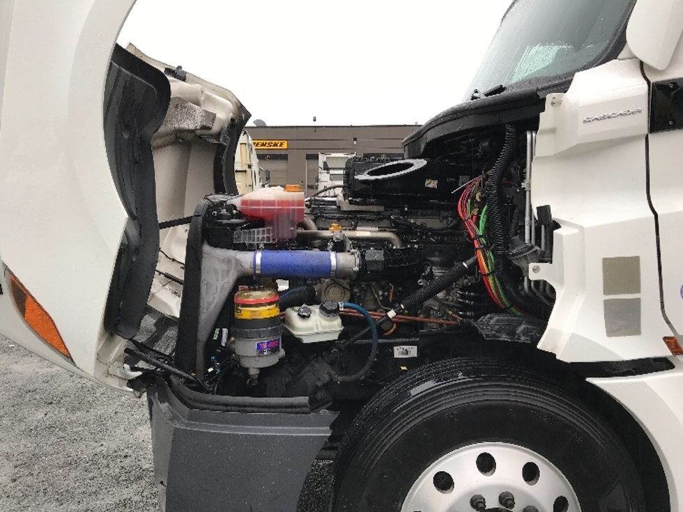 Sleeper Tractor-Heavy Duty Tractors-Freightliner-2020-T12664ST-Delta-BC-1,184,324\n\t\tkm-$ 48,500 - Image 21