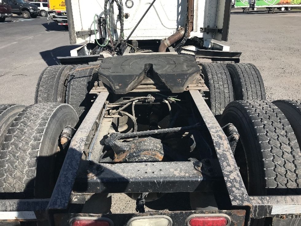 Sleeper Tractor-Heavy Duty Tractors-Freightliner-2020-T12664ST-Duncansville-PA-734,455\n\t\tmiles-$ 49,750 - Image 6