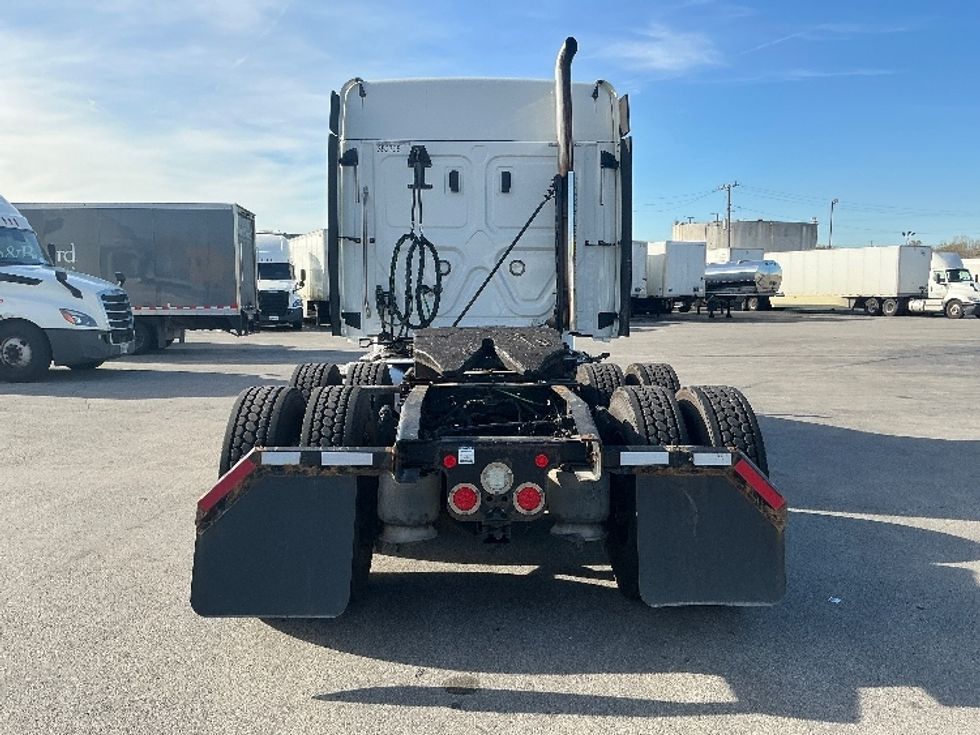Sleeper Tractor-Heavy Duty Tractors-Freightliner-2020-T12664ST-East Chicago-IN-318,587\n\t\tmiles-$ 72,000 - Image 6