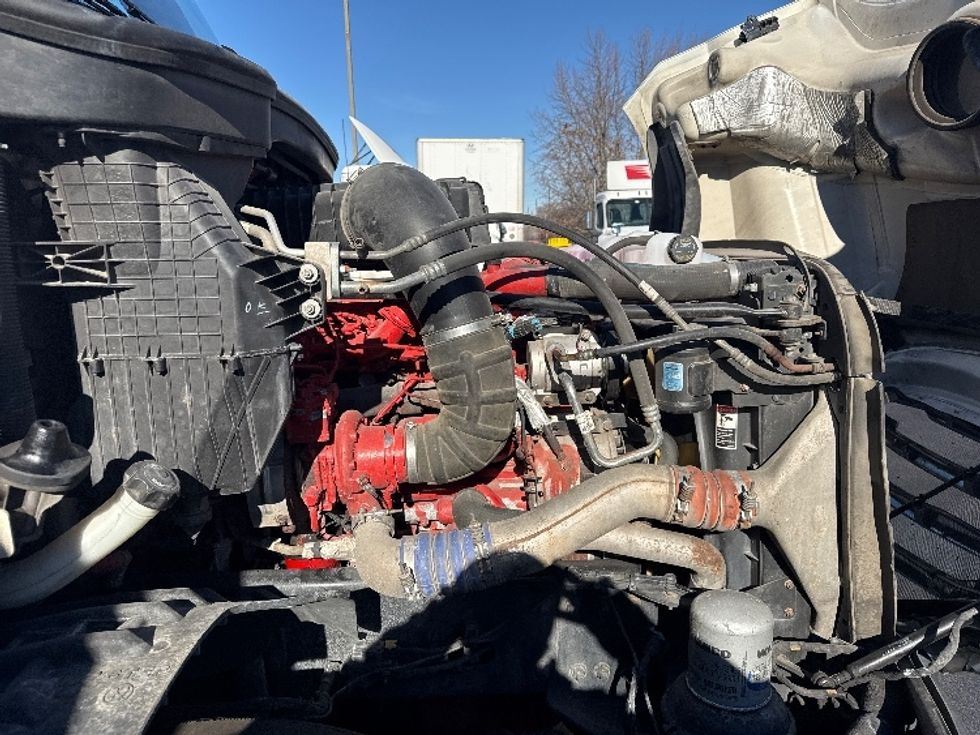 Sleeper Tractor-Heavy Duty Tractors-Freightliner-2020-T12664ST-East Chicago-IN-495,856\n\t\tmiles-$ 60,500 - Image 17