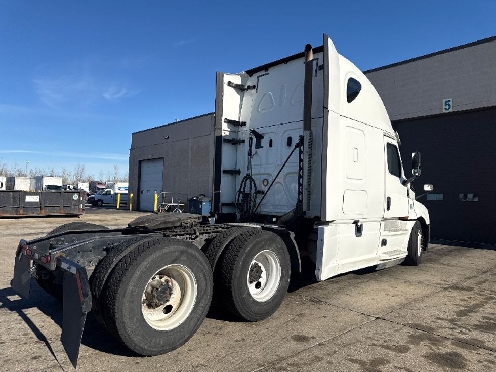 Sleeper Tractor-Heavy Duty Tractors-Freightliner-2020-T12664ST-East Chicago-IN-495,856\n\t\tmiles-$ 60,500 - Image 7