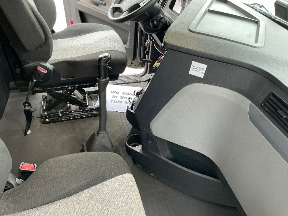 Sleeper Tractor-Heavy Duty Tractors-Freightliner-2020-T12664ST-East Chicago-IN-496,570\n\t\tmiles-$ 54,750 - Image 15