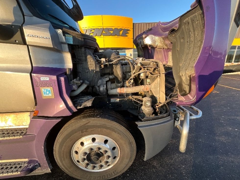 Sleeper Tractor-Heavy Duty Tractors-Freightliner-2020-T12664ST-East Chicago-IN-532,953\n\t\tmiles-$ 59,750 - Image 20