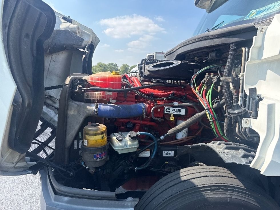 Sleeper Tractor-Heavy Duty Tractors-Freightliner-2020-T12664ST-East Chicago-IN-621,022\n\t\tmiles-$ 53,250 - Image 21