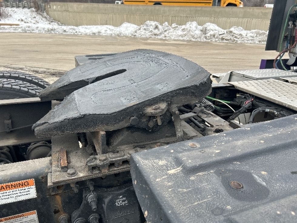 Sleeper Tractor-Heavy Duty Tractors-Freightliner-2020-T12664ST-East Chicago-IN-669,948\n\t\tmiles-$ 49,250 - Image 22