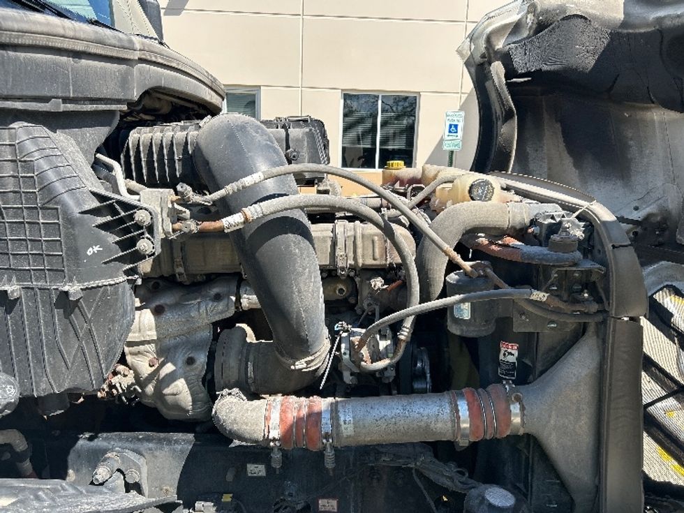 Sleeper Tractor-Heavy Duty Tractors-Freightliner-2020-T12664ST-East Chicago-IN-805,355\n\t\tmiles-$ 34,750 - Image 20