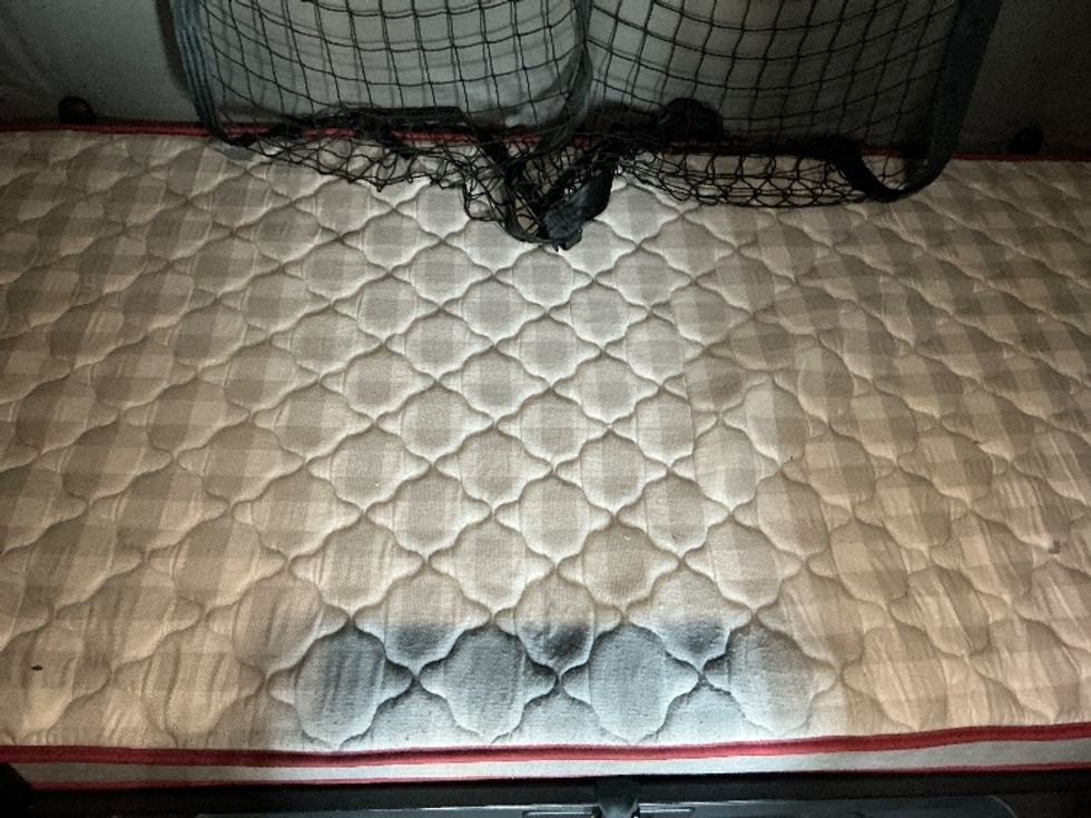 Sleeper Tractor-Heavy Duty Tractors-Freightliner-2020-T12664ST-Edmonton-AB-887,032\n\t\tkm-$ 73,750 - Image 17