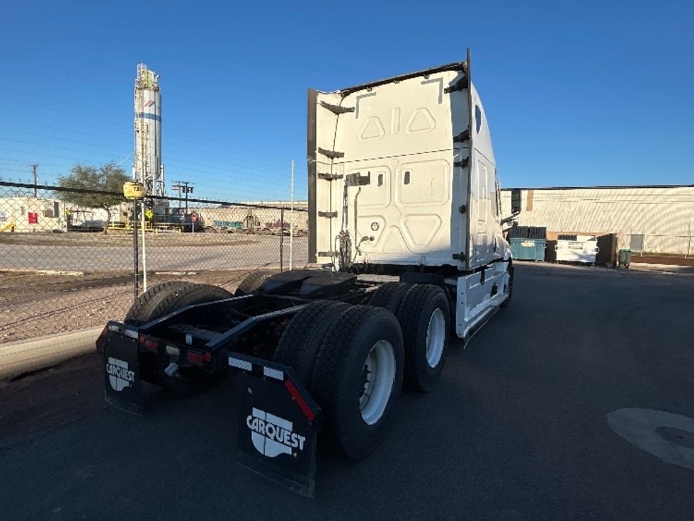 Sleeper Tractor-Heavy Duty Tractors-Freightliner-2020-T12664ST-El Centro-CA-547,544\n\t\tmiles-$ 63,750 - Image 23