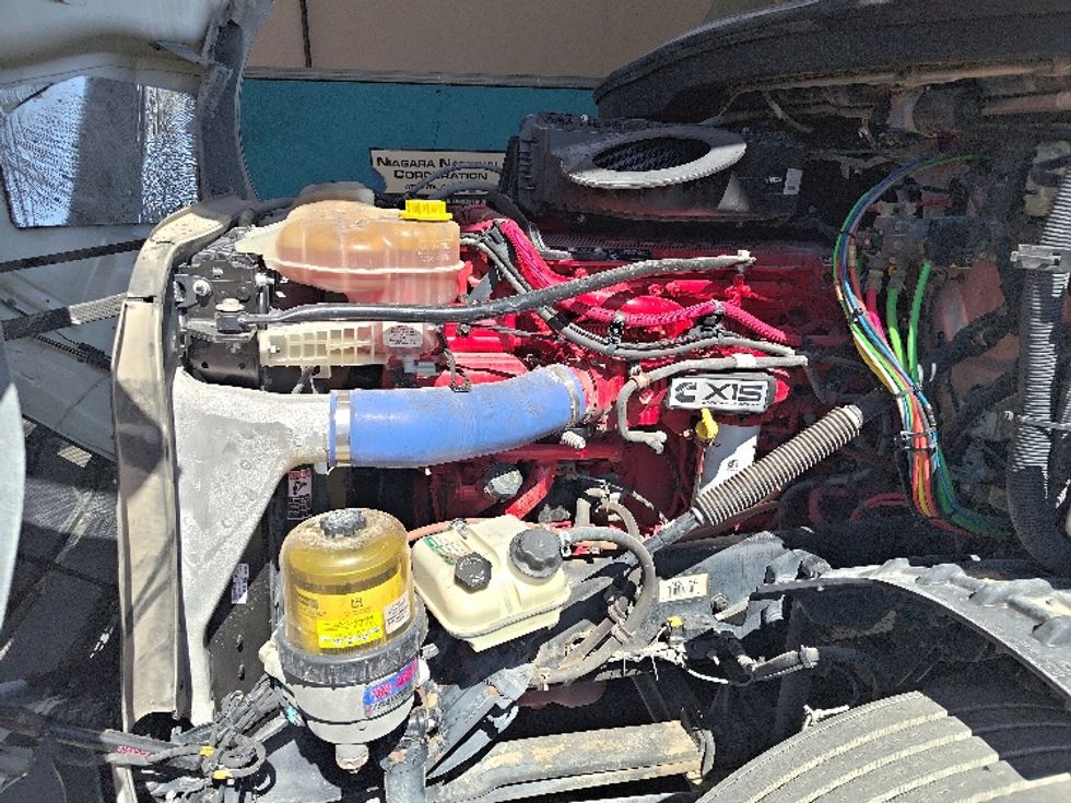 Sleeper Tractor-Heavy Duty Tractors-Freightliner-2020-T12664ST-El Paso-TX-483,765\n\t\tmiles-$ 66,750 - Image 21