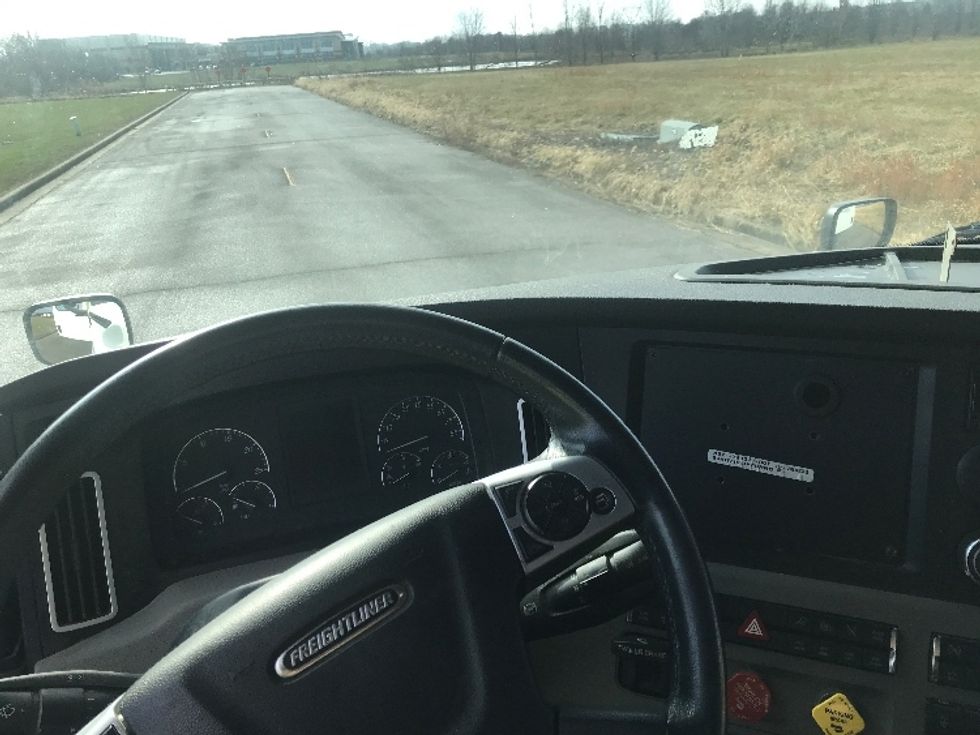 Sleeper Tractor-Heavy Duty Tractors-Freightliner-2020-T12664ST-Evansville-IN-357,000\n\t\tmiles-$ 68,500 - Image 11