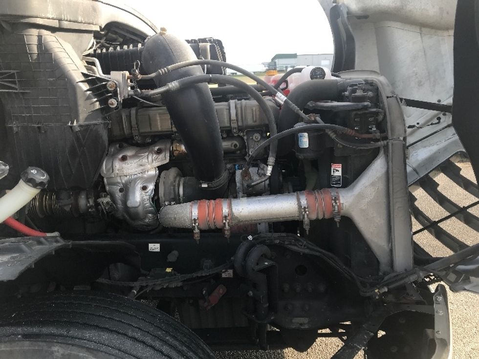 Sleeper Tractor-Heavy Duty Tractors-Freightliner-2020-T12664ST-Evansville-IN-357,000\n\t\tmiles-$ 68,500 - Image 19