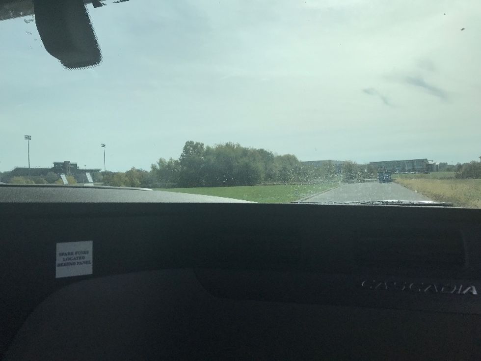 Sleeper Tractor-Heavy Duty Tractors-Freightliner-2020-T12664ST-Evansville-IN-425,019\n\t\tmiles-$ 66,250 - Image 14