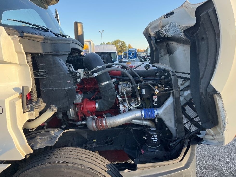 Sleeper Tractor-Heavy Duty Tractors-Freightliner-2020-T12664ST-Florence-SC-745,743\n\t\tmiles-$ 44,500 - Image 20