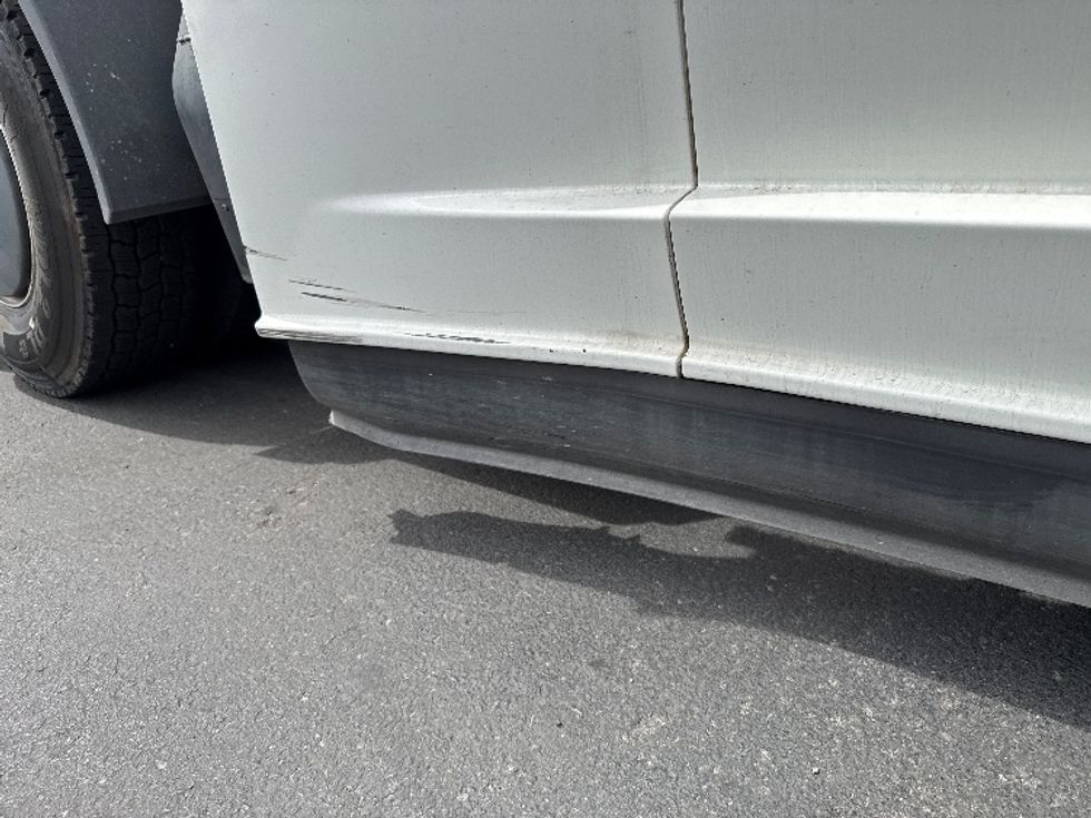 Sleeper Tractor-Heavy Duty Tractors-Freightliner-2020-T12664ST-Fontana-CA-453,963\n\t\tmiles-$ 68,500 - Image 26