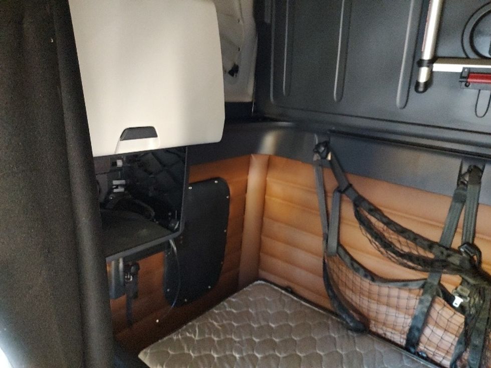 Sleeper Tractor-Heavy Duty Tractors-Freightliner-2020-T12664ST-Fort Wayne-IN-514,903\n\t\tmiles-$ 63,500 - Image 16