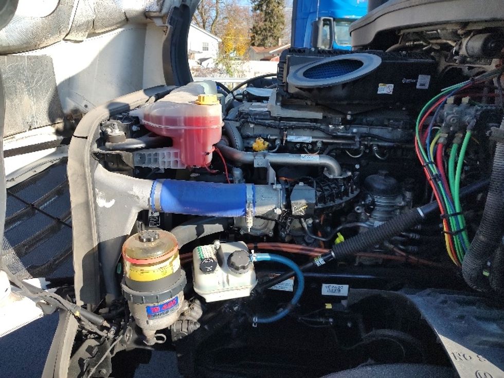 Sleeper Tractor-Heavy Duty Tractors-Freightliner-2020-T12664ST-Fort Wayne-IN-514,903\n\t\tmiles-$ 63,500 - Image 21