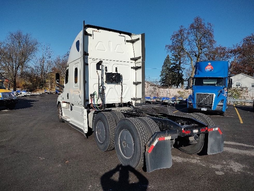 Sleeper Tractor-Heavy Duty Tractors-Freightliner-2020-T12664ST-Fort Wayne-IN-514,903\n\t\tmiles-$ 63,500 - Image 5