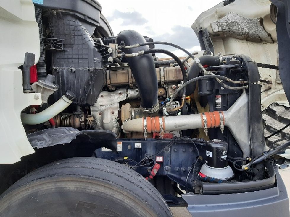 Sleeper Tractor-Heavy Duty Tractors-Freightliner-2020-T12664ST-Fort Worth-TX-521,744\n\t\tmiles-$ 61,000 - Image 20