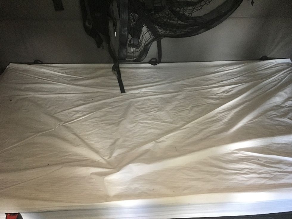 Sleeper Tractor-Heavy Duty Tractors-Freightliner-2020-T12664ST-Franklin-MA-368,084\n\t\tmiles-$ 68,500 - Image 17