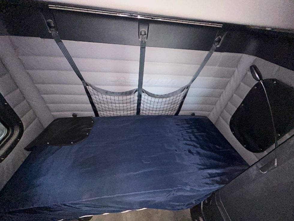 Sleeper Tractor-Heavy Duty Tractors-Freightliner-2020-T12664ST-Fresno-CA-291,559\n\t\tmiles-$ 85,000 - Image 17