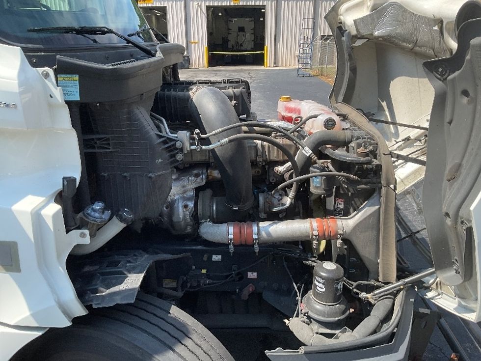 Sleeper Tractor-Heavy Duty Tractors-Freightliner-2020-T12664ST-Gainesville-GA-459,500\n\t\tmiles-$ 67,750 - Image 17