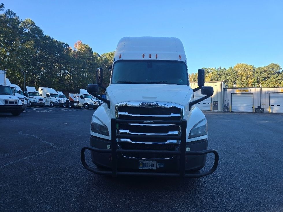 Sleeper Tractor-Heavy Duty Tractors-Freightliner-2020-T12664ST-Gainesville-GA-459,500\n\t\tmiles-$ 67,750 - Image 2