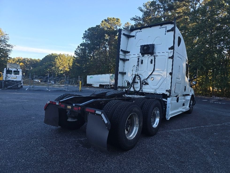 Sleeper Tractor-Heavy Duty Tractors-Freightliner-2020-T12664ST-Gainesville-GA-459,500\n\t\tmiles-$ 67,750 - Image 7