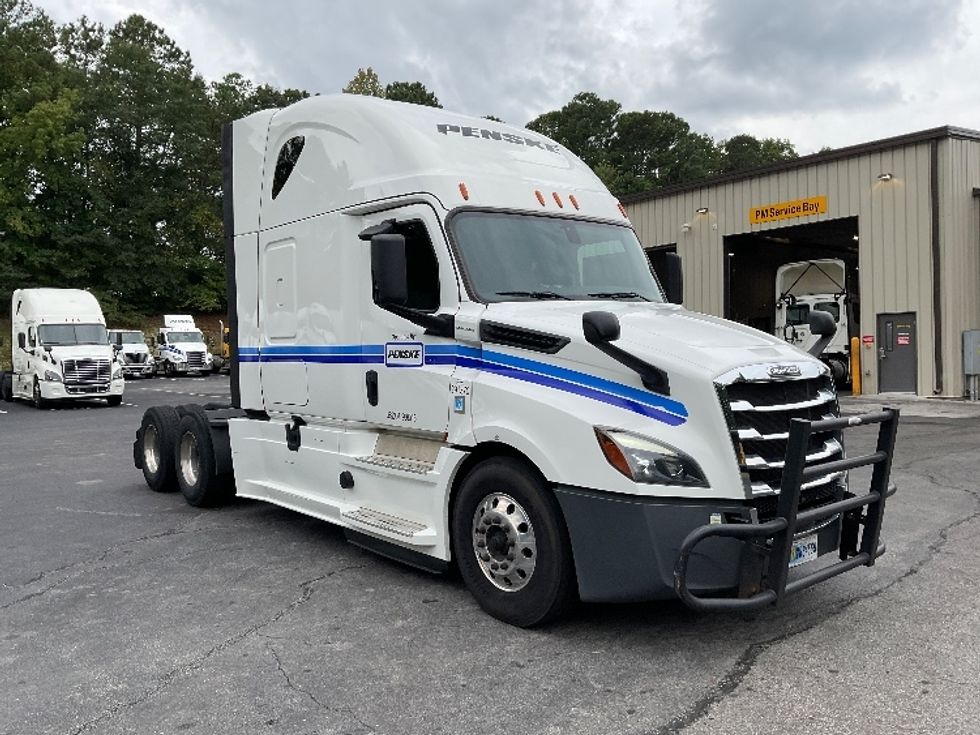 Sleeper Tractor-Heavy Duty Tractors-Freightliner-2020-T12664ST-Gainesville-GA-465,397\n\t\tmiles-$ 68,250 - Image 1
