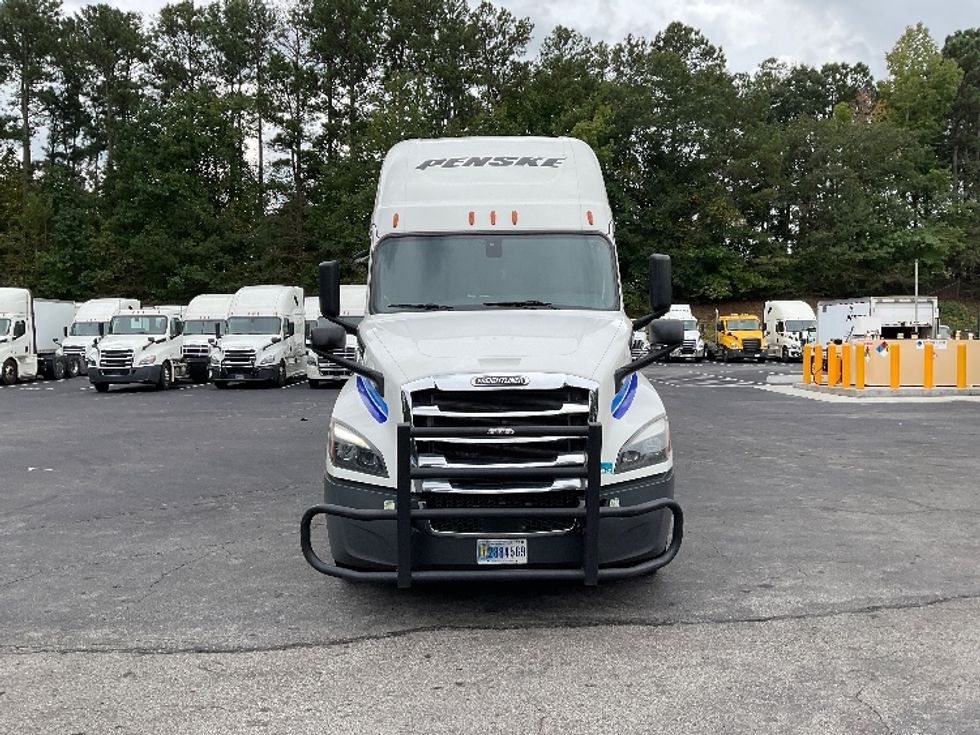 Sleeper Tractor-Heavy Duty Tractors-Freightliner-2020-T12664ST-Gainesville-GA-465,397\n\t\tmiles-$ 68,250 - Image 2